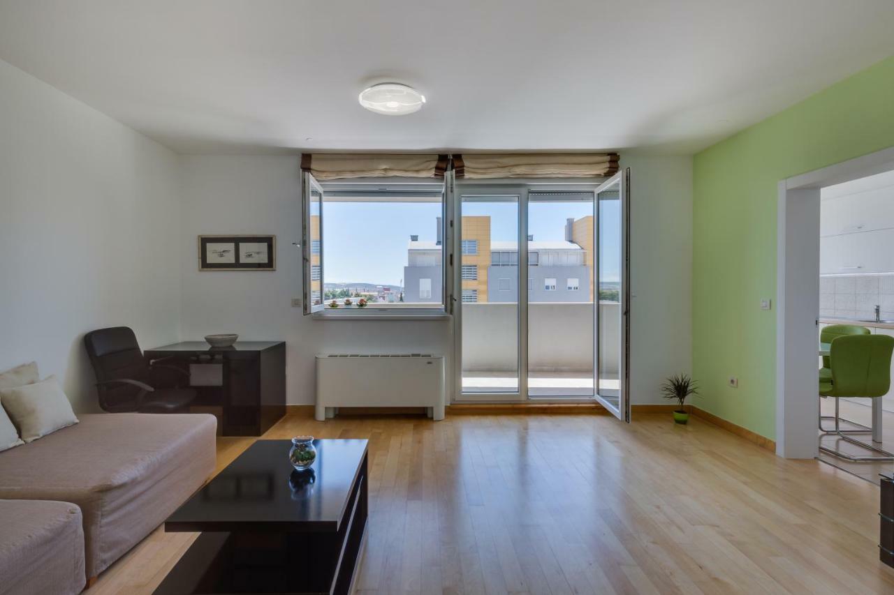 זאדאר Apartment Pavic - Private Parking מראה חיצוני תמונה